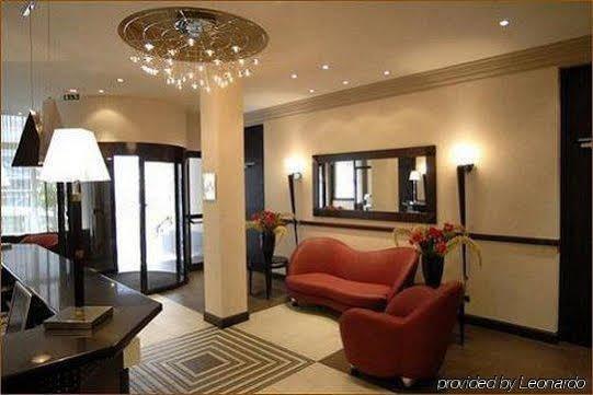 Gutenberg - Service Disponible Hotel Straatsburg