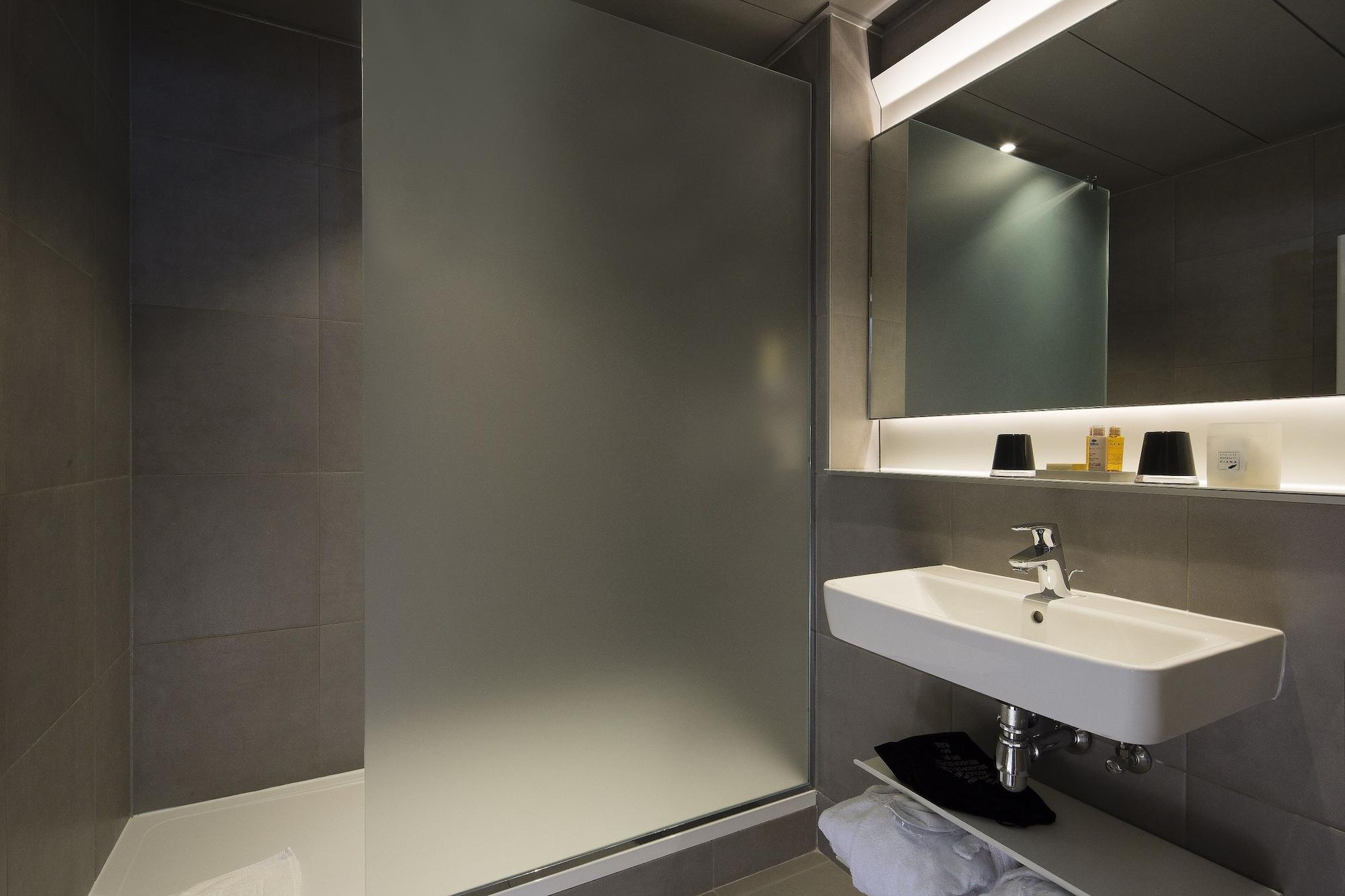 Gutenberg - Service Disponible Hotel 4*